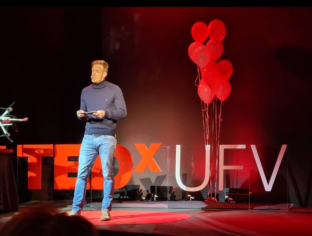 🔴 No te pierdas las charlas #TEDxUFV donde se reflexiona acerca de los desafíos que nos presenta el futuro.
Podrås seguir el evento en streaming a través de este enlace
youtube.com/live/57H7ejTCP…
<a href="/ufvmadrid/">Universidad Francisco de Vitoria</a>