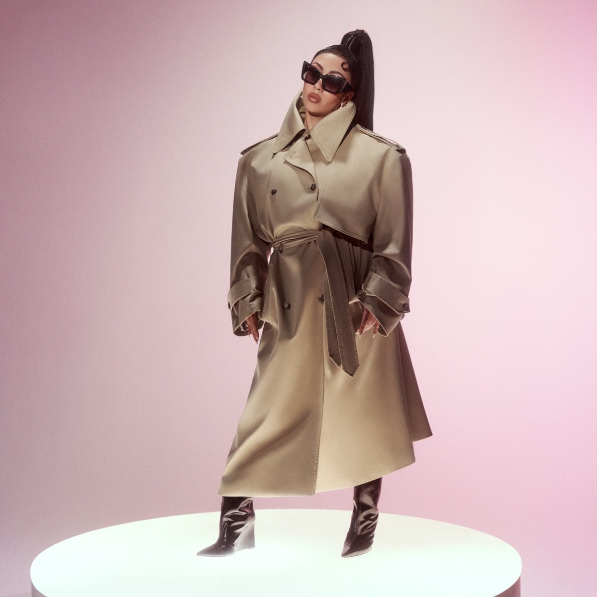 H&M Philippines on Twitter: "📢ONLINE EXCLUSIVE: Our #HMStudio star Kali