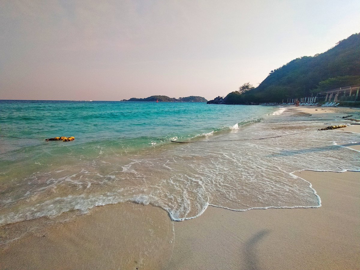 ORPK_'s tweet photo. #เกาะล้าน #หาดตายาย #ชลบุรี #พัทยา #นครปฐม #สามพราน #ศาลายา https://t.co/pYXmKZyoWQ