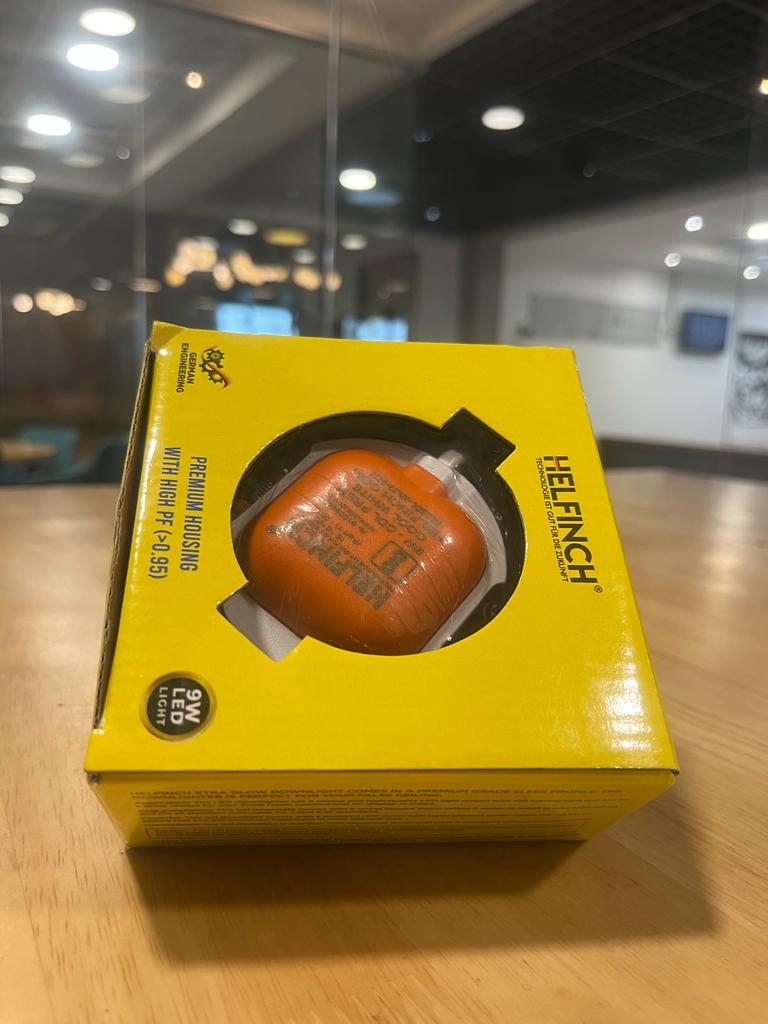 Helfinch_in's tweet photo. Helfinch Xtra Glow Downlight comes in a premium Grade Sleek Profile. The Downlights are perfect for your false ceiling.
#helfinch #ledlighting #led #ledbulbs #lighting #ledindia #lightingindustry #technology #d2c #d2cstartup #startupindia #german
#downlight https://t.co/wrexxcXos9