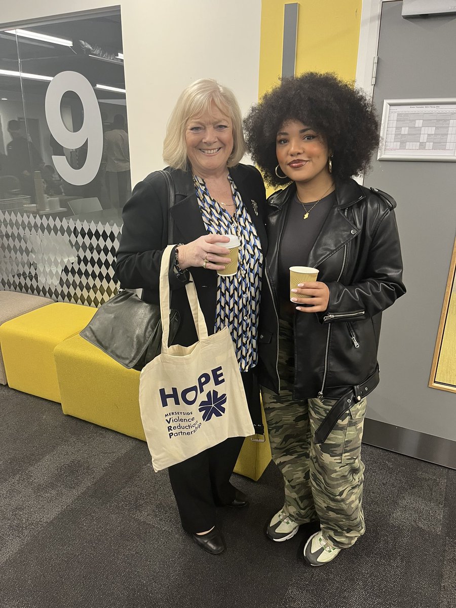 TrowsdaleGary's tweet photo. Wonderful team @Cassiemlogan @ConnorBurleigh3 @govadams on Hope duty @MerseysideVrp #LiverpoolHopeHack #TeamHope https://t.co/ni9TEFV1jU