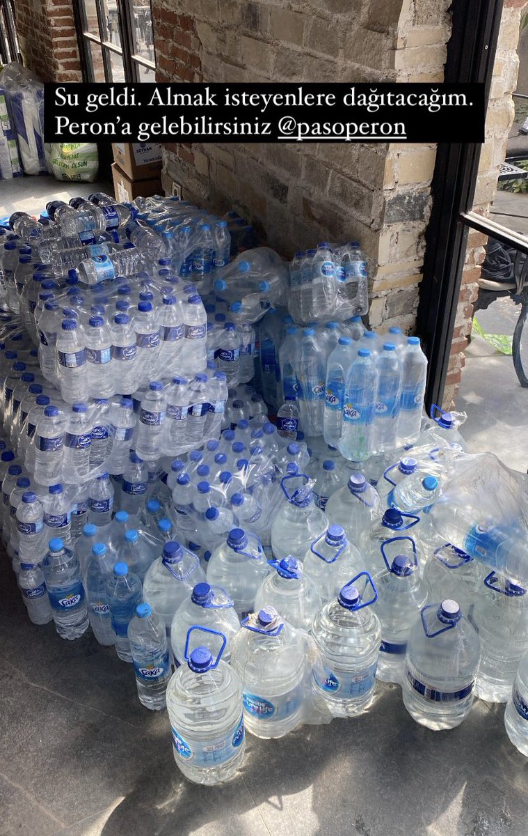 Su yardımı geldi. İsteyen gelip alabilir. Peron Cafe