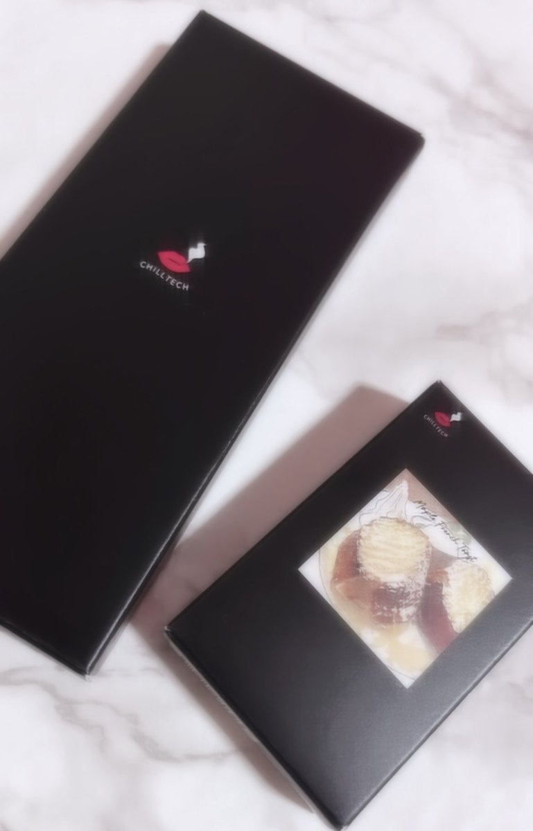 Zz__neko's tweet image. Chillする？💋

#chilltech #CBD