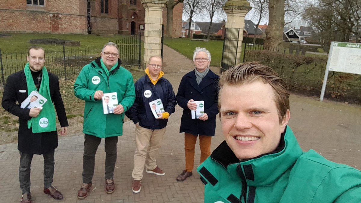 Op pad in #loppersum en #middelstum. Vanmiddag #delfzijl en #appingedam #cda #eemsdelta <a href="/BergsmaJesper/">Jesper Bergsma</a> <a href="/bertraangs/">Bert Raangs</a>