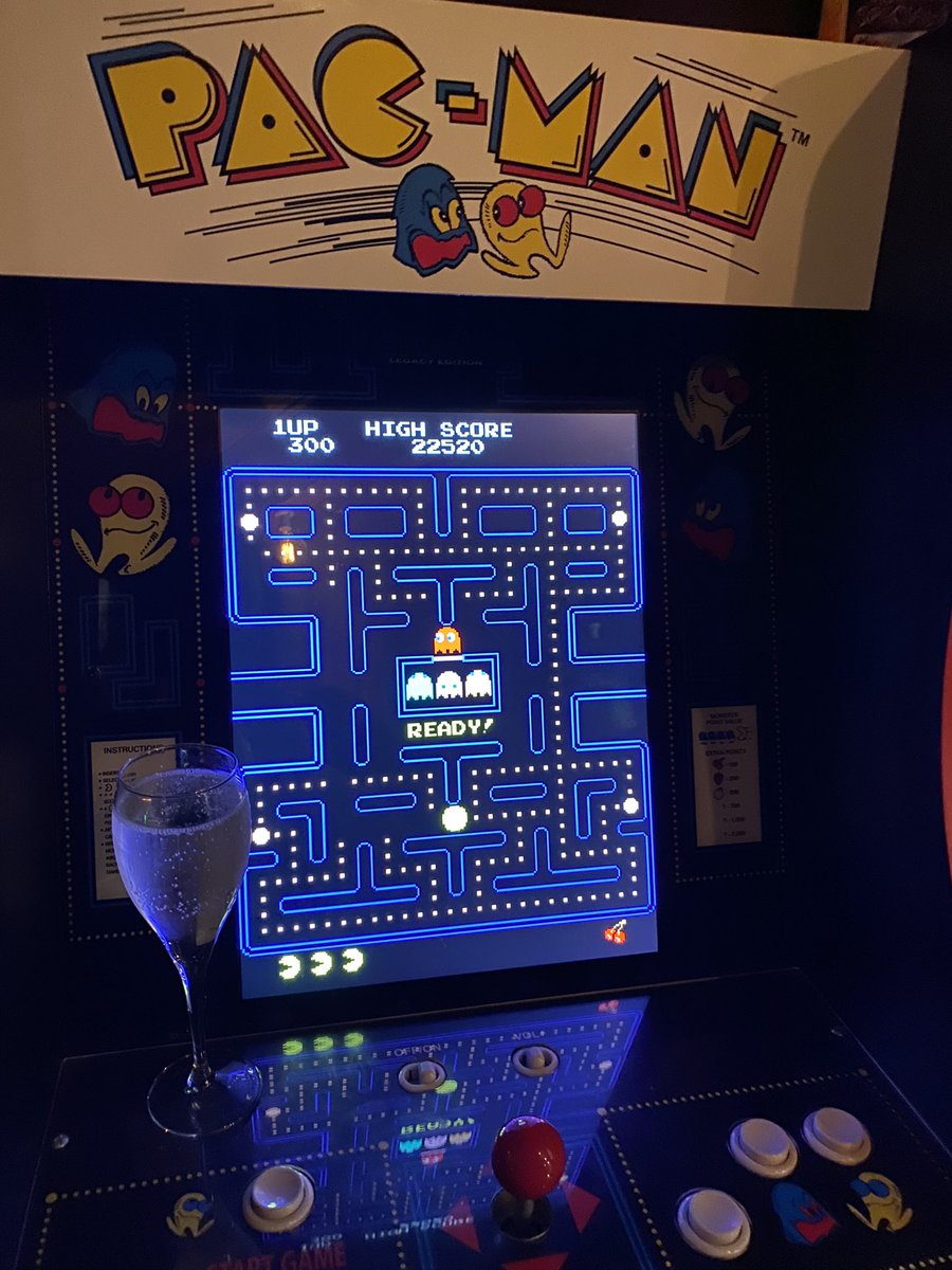 Lara Cain Gray tweet media