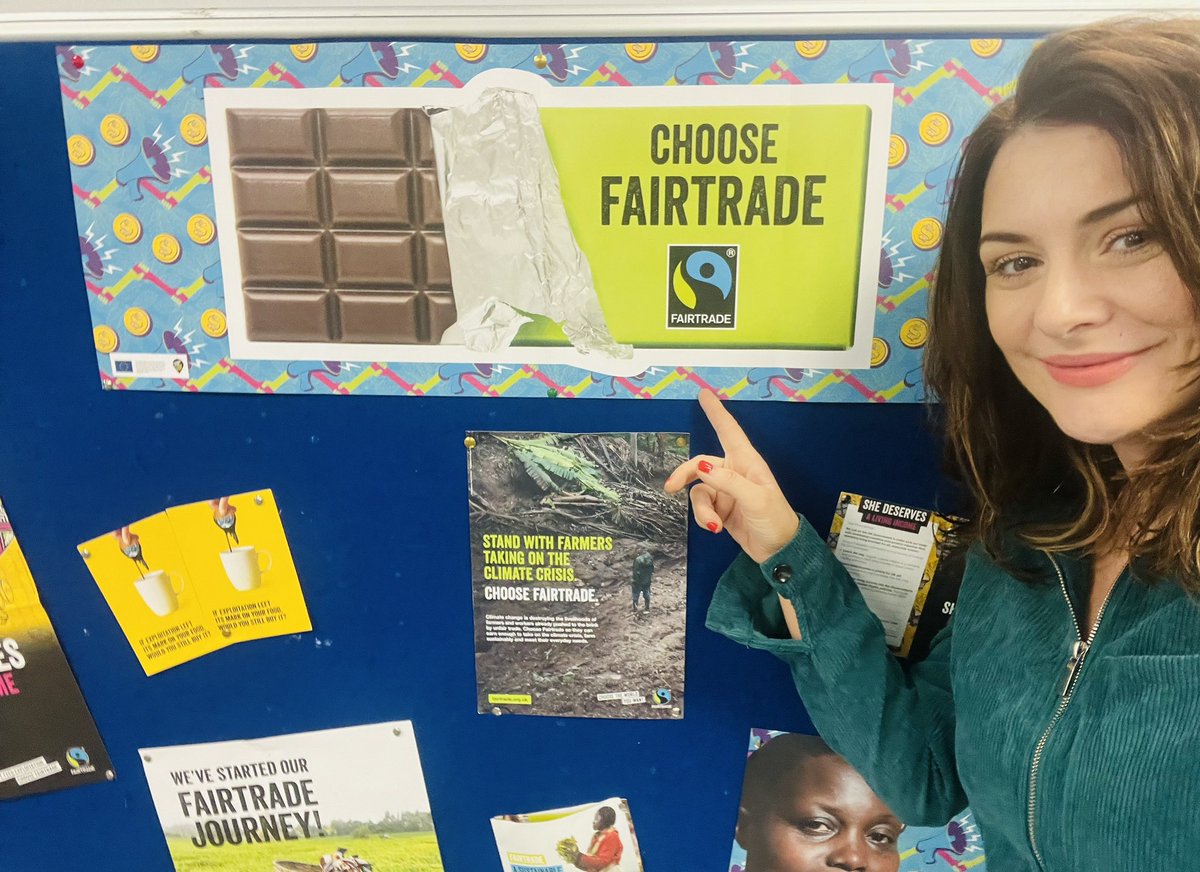 Holding my surgery this morning from 10-11 at Hackney Central Library. If you have something you want to discuss with your Victoria councillor - please come up to see me. 1st Sat of every month. @hackneylibs have lots of information on Fairtrade today for #FairtradeFortnight