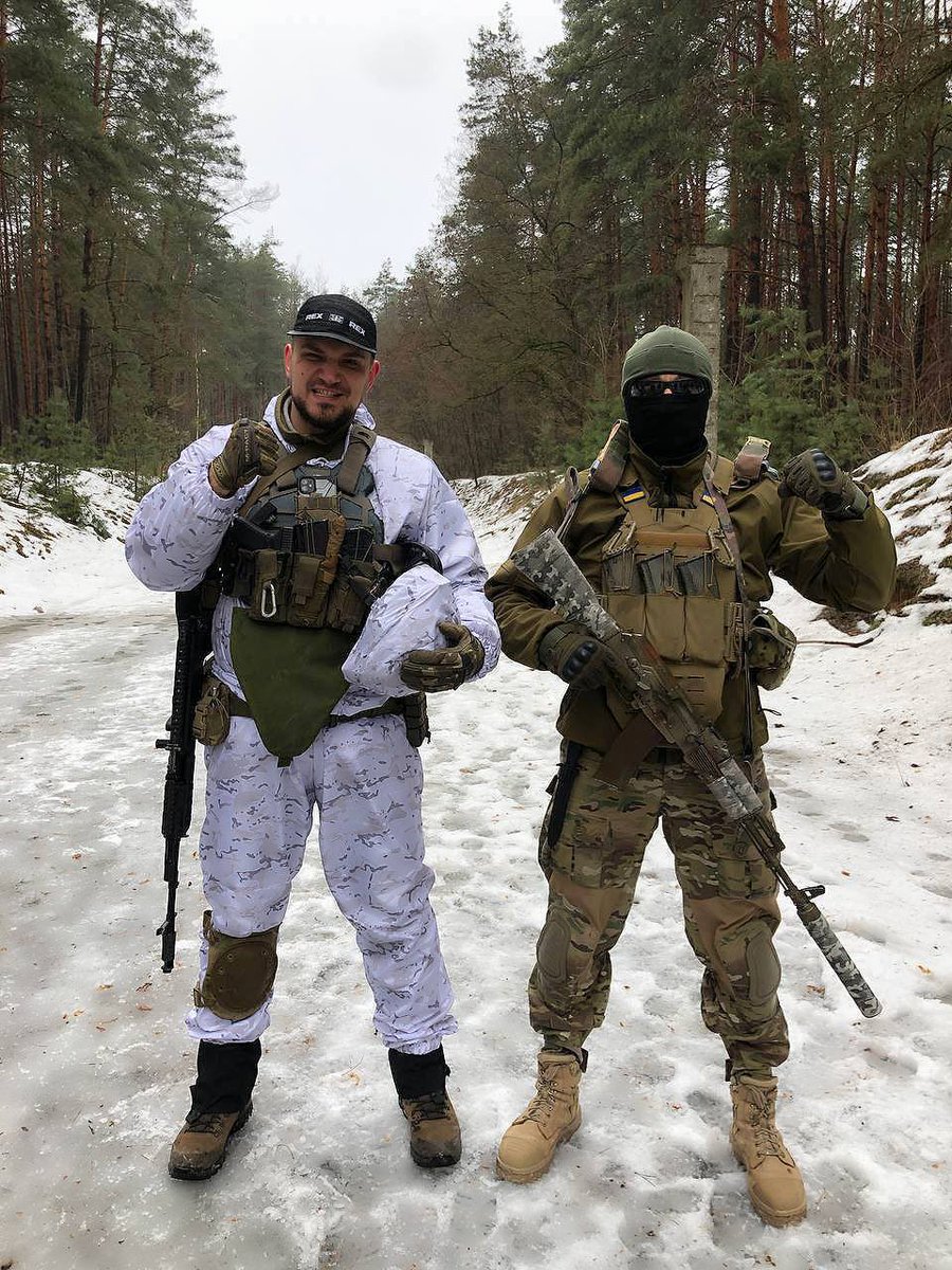 audere_semper's tweet photo. Big news!
Russian Volunteer Corps led by well known white Nationalist Denis Nikitin have breached the Russian federation borders and have advanced 40km into the city of Bryansk.
#Ukraine #SlavaUkraini #DenisNikitin #defendeurope #ukrainefront https://t.co/NVyMBePmLD