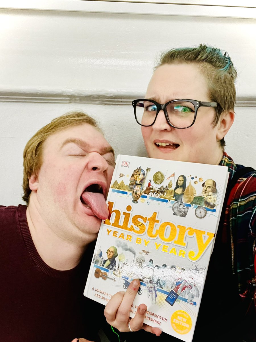 WEDNESDAY 8 MARCH join us <a href="/UpstairsWestern/">Upstairs at the Western</a> for more incredibly historically accurate* improv shenanigans!

Bring your fave date &amp; watch with delight as history is made (up)!

ticketsource.co.uk/upstairs-at-th…

“Quick Unwin we need a good photo for the social medias…”