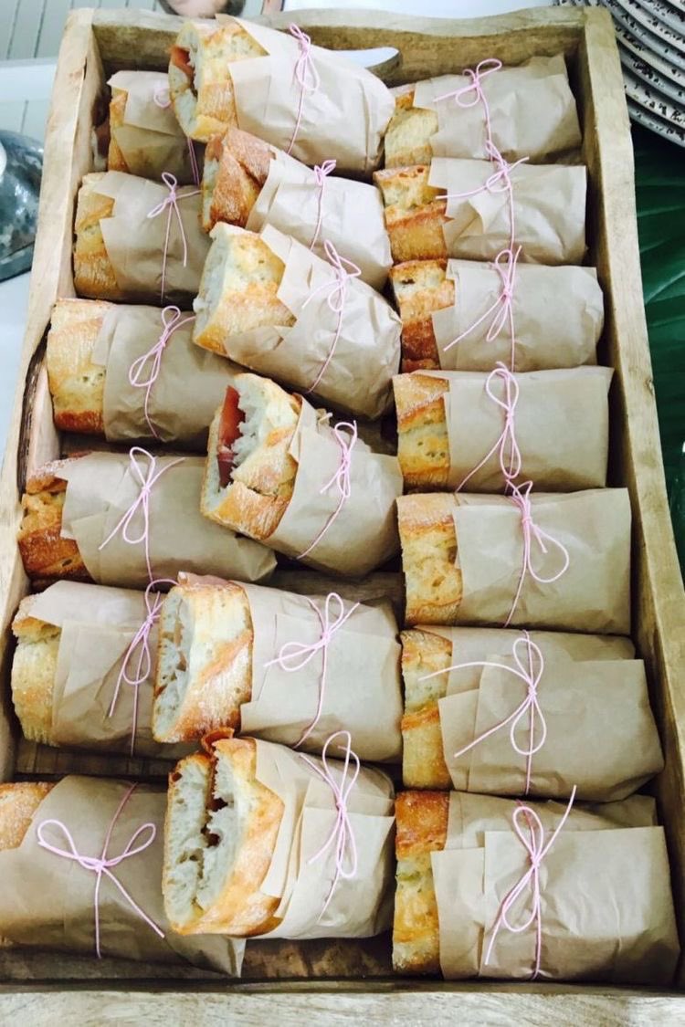 THECELESTlALS's tweet photo. Hiii guys… The food’s here ❤️😊 https://t.co/Vy3BleuUZm