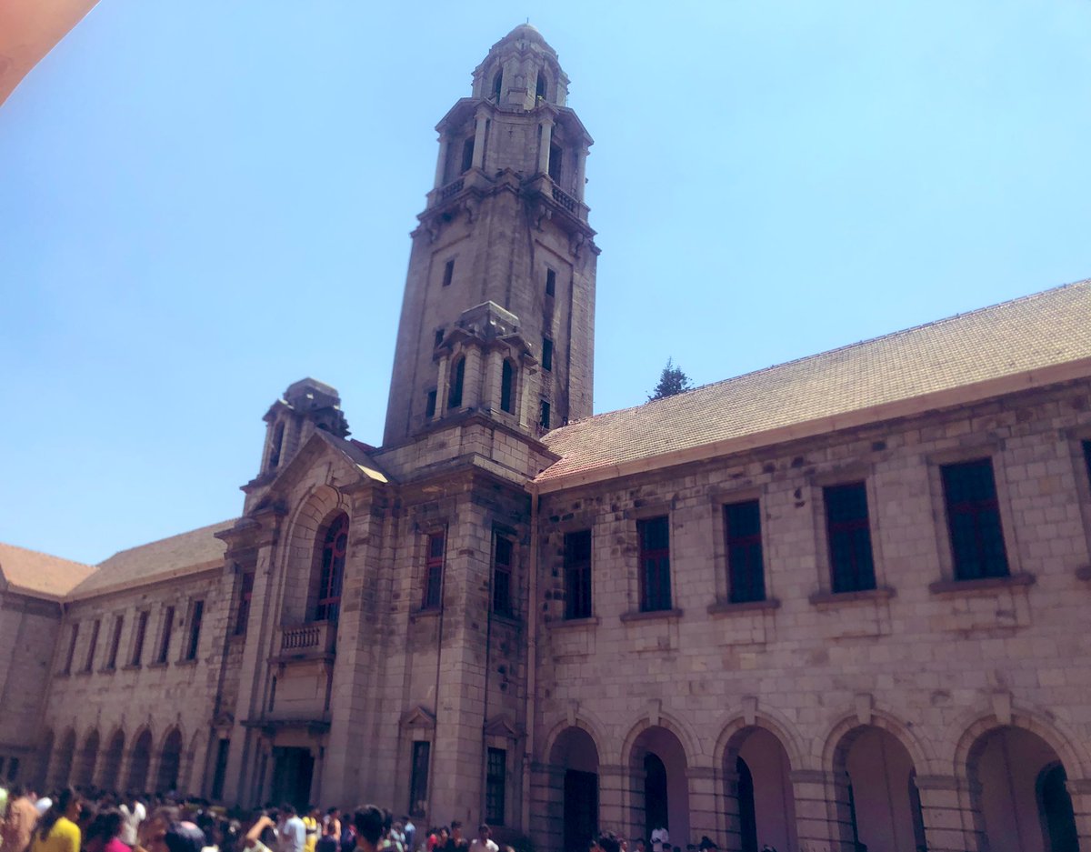 simplysahaan's tweet image. Took dad and LO to IISc today. He touched the ground before entering his alma mater 🥺
Got a tour of the place by a 76 YO who felt like a 21 YO all over again 😇
#nostalgia #IIScOpenDay2023