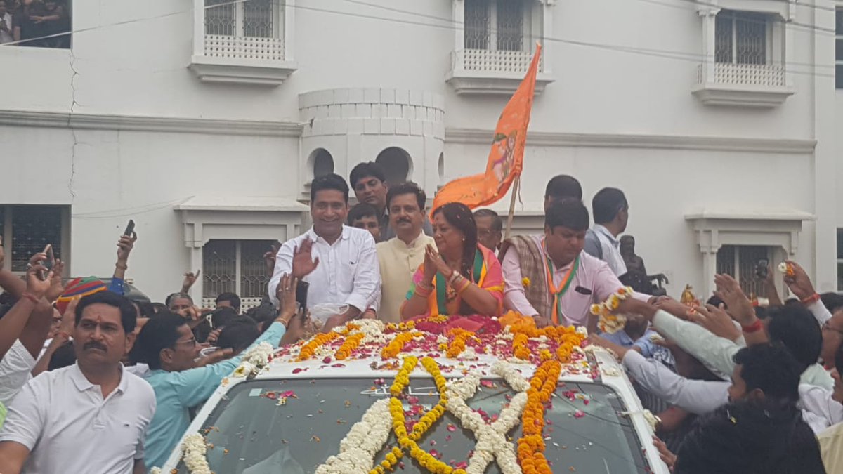 drmanojrajoria's tweet photo. जय जय राजस्थान...

@VasundharaBJP https://t.co/L5jSlN9JiD
