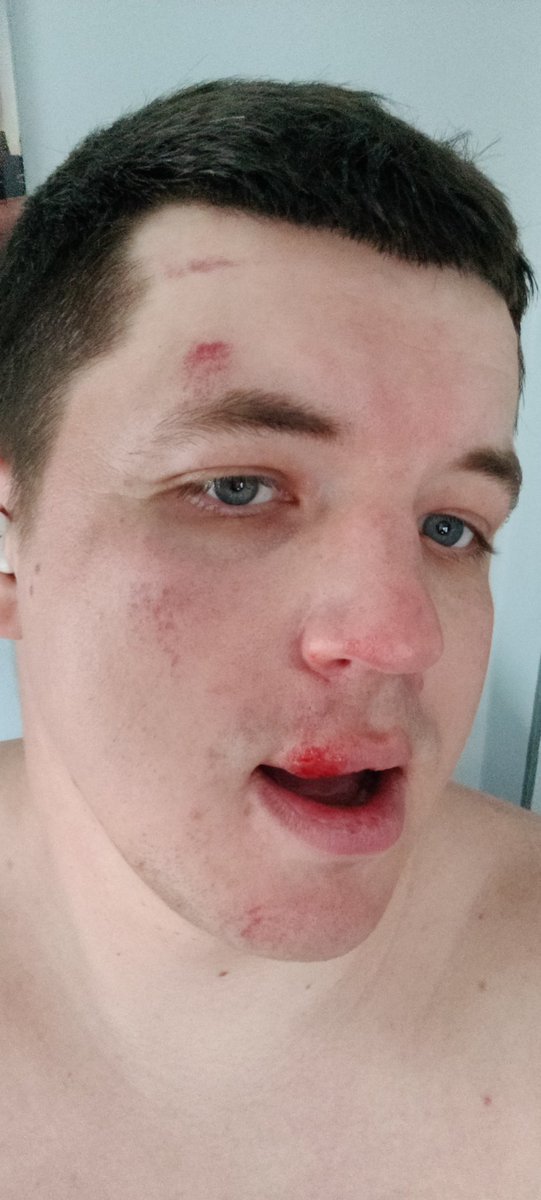 Nekolyanich (@nekolyanich) on Twitter photo 