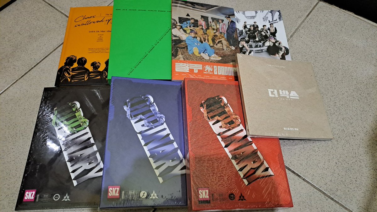 snowsolsticeph's tweet photo. [📣] ic check 

✧ 3.3 Declutter Sale

‐ might include: g7, nct, skz, day6
- price range: 250-350
- all are complete incluions (mostly sealed, some with pob)

help rt ~ https://t.co/1IXyvJvMsu