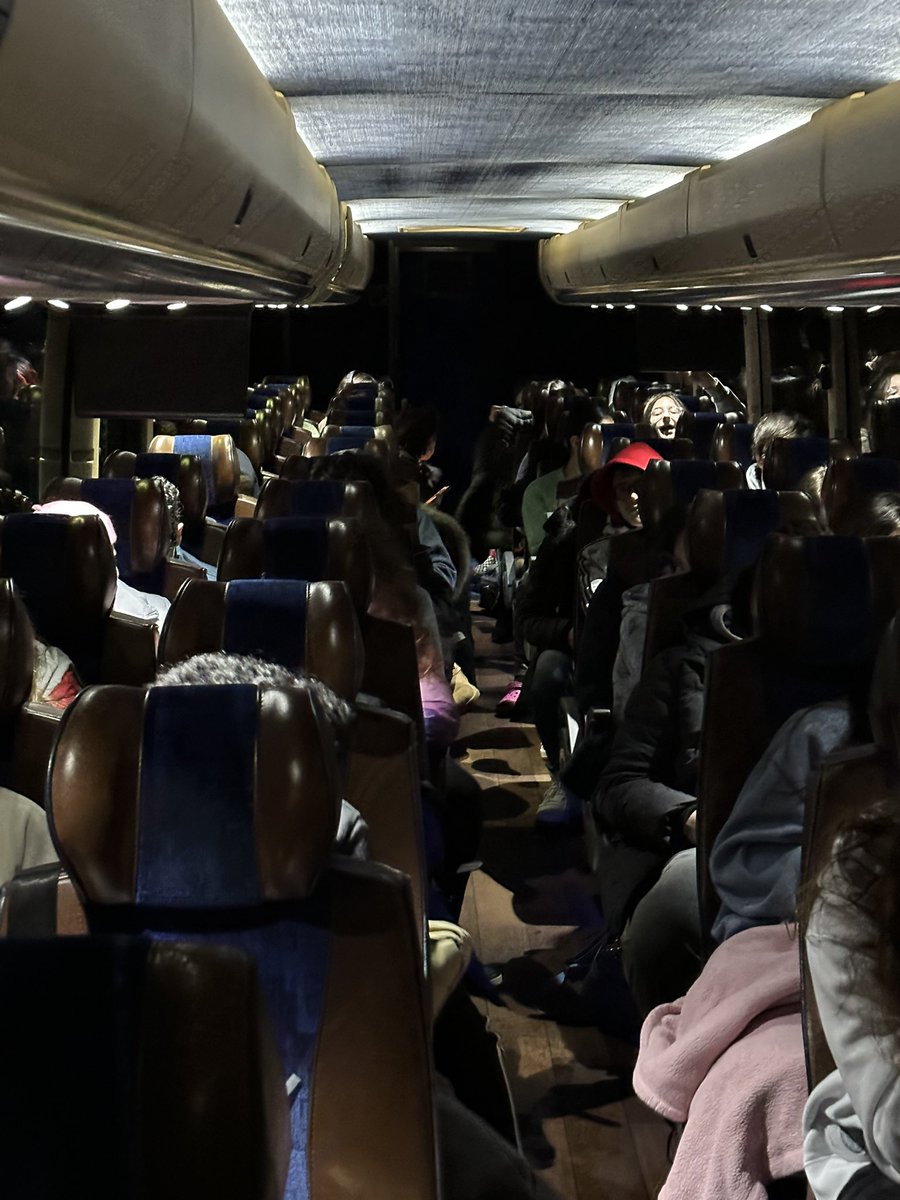 Off to Quebec we go!! <a href="/BethpageUFSD/">BethpageUFSD</a> <a href="/JFK_Bethpage/">JFK Middle School</a> @BHS_WL_Dept #WeAreBethpage