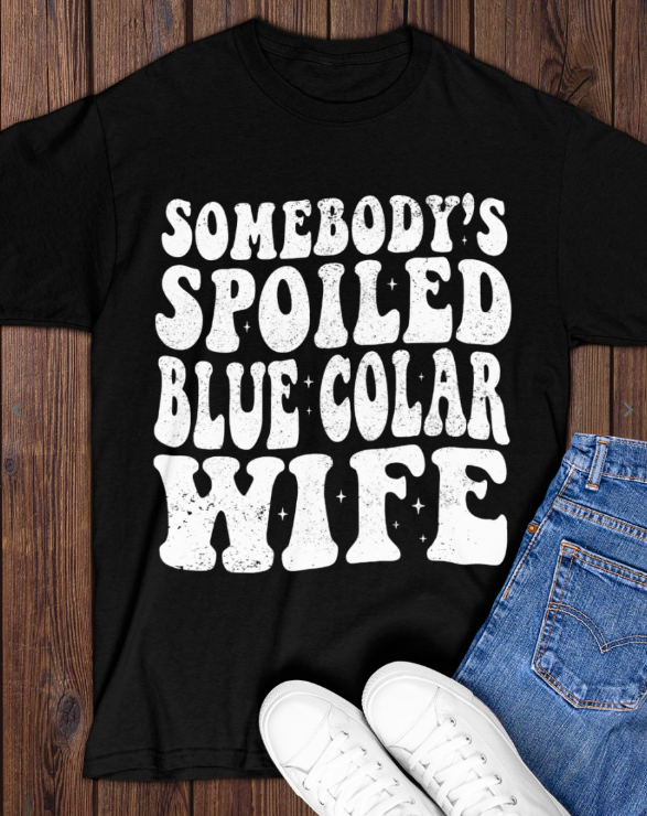 AmkCreativity's tweet image. Somebody's Spoiled Blue Collar Wife Groovy Mother's Day T-Shirt 
Get It here:amazon.com/dp/B0BXFTTCV7