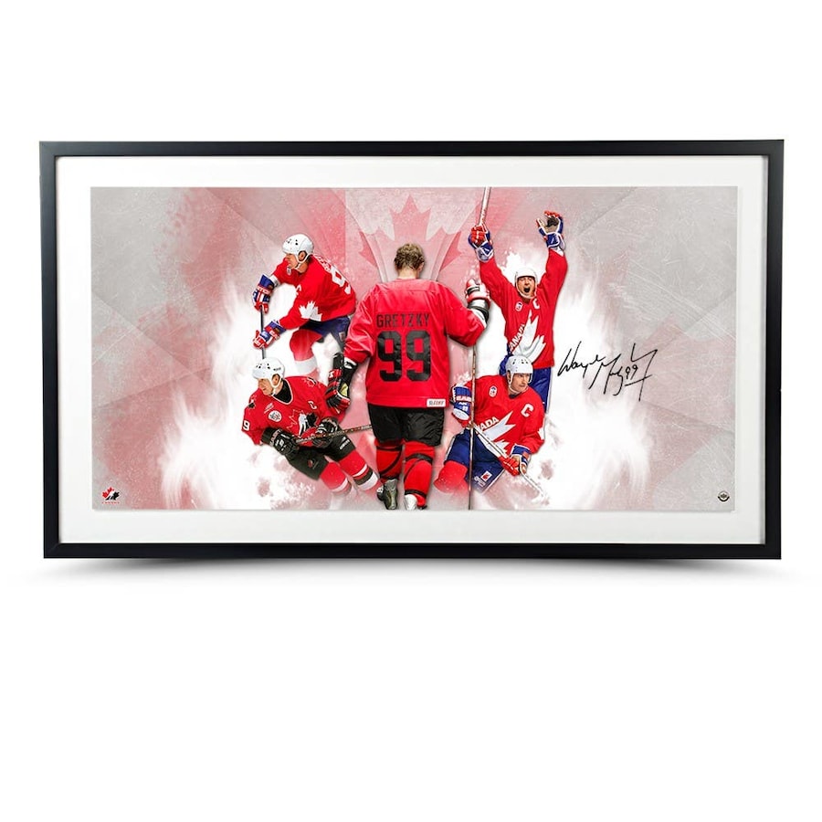 Autographed Wayne Gretzky Photograph - 'Homeland' 36x18 Framed   Wayne was 16 years old when he first donned the National red and white sweater as member of the 1978 World Junior team. Gretzky played on four Canada Cup teams (1981, 1984, 1987, 1991) 

sportsmemorabilia.evyy.net/c/1360066/8407…