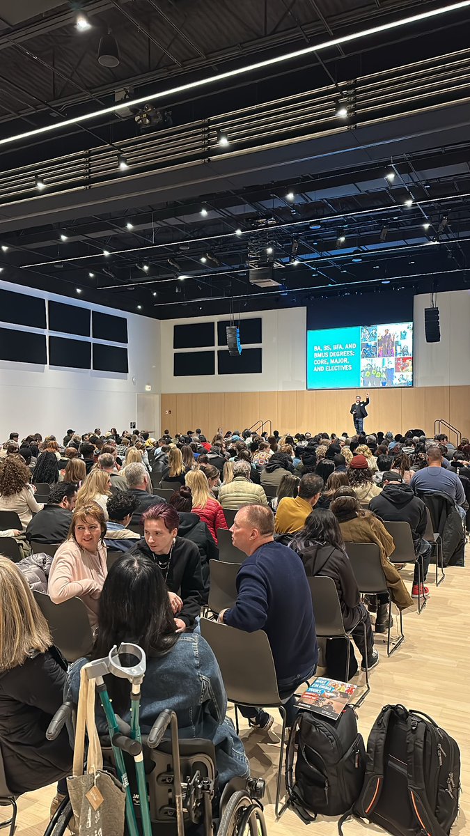 It’s our second Admitted Student Day at <a href="/ColumbiaChi/">Columbia College Chicago</a>!