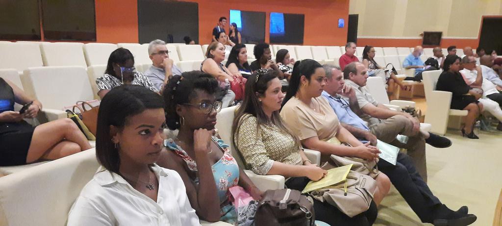 Sesiona en la mañana de hoy el Balance de Cuadros de #BioCubaFarma. Sobre el funcionamiento de este sistema, que tiene como base la implementación eficaz de la Política de Cuadros del <a href="/PartidoPCC/">Partido Comunista de Cuba</a> y de nuestro país, se debate en este encuentro. #MejorEsPosible