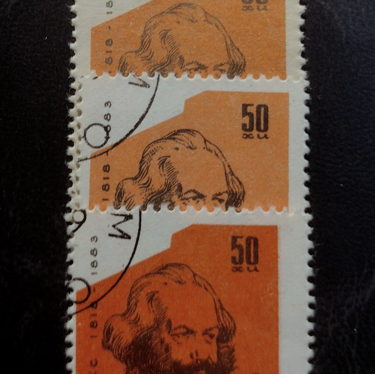 stampblog's tweet photo. It would be cool if there was a catalog of reprints of Vietnamese stamps. This fellow here exists on grey and white paper in different shades, and it's just one of many variants I have noticed over the years.

#collect #Stamps #philately 
#briefmarken #sellos https://t.co/RK2Gh9vCUh