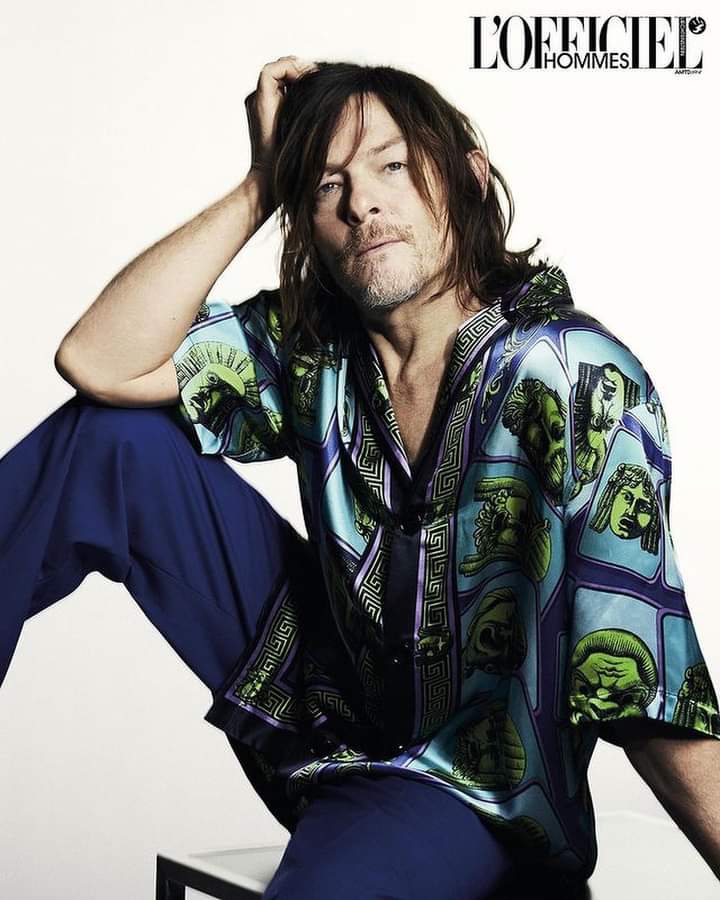 FansTWD3's tweet image. Norman Reedus en la revista Francesa "L'Officiel" #NormanReedus 💖 @wwwbigbaldhead