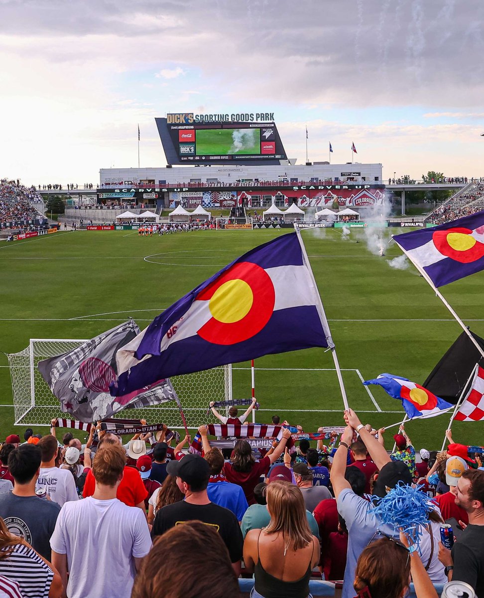 ColoradoRapids's tweet photo. 🏟 Smoother entry into the stadium
🌭 New, rotating food offerings
🍻 The Dale’s Bar’ by @oskarblues  

As we prepare for our first home game of 2023, we're excited to announce several updated experiences to DICK'S Sporting Goods Park » https://t.co/vCnwpgC6ob https://t.co/3pWesgQYuG