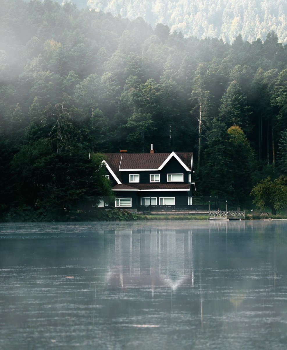 gitmeliyiz's tweet photo. Bolu, Gölcük Tabiat Parkı’na gitmeliyiz. https://t.co/uT5ovY0btf