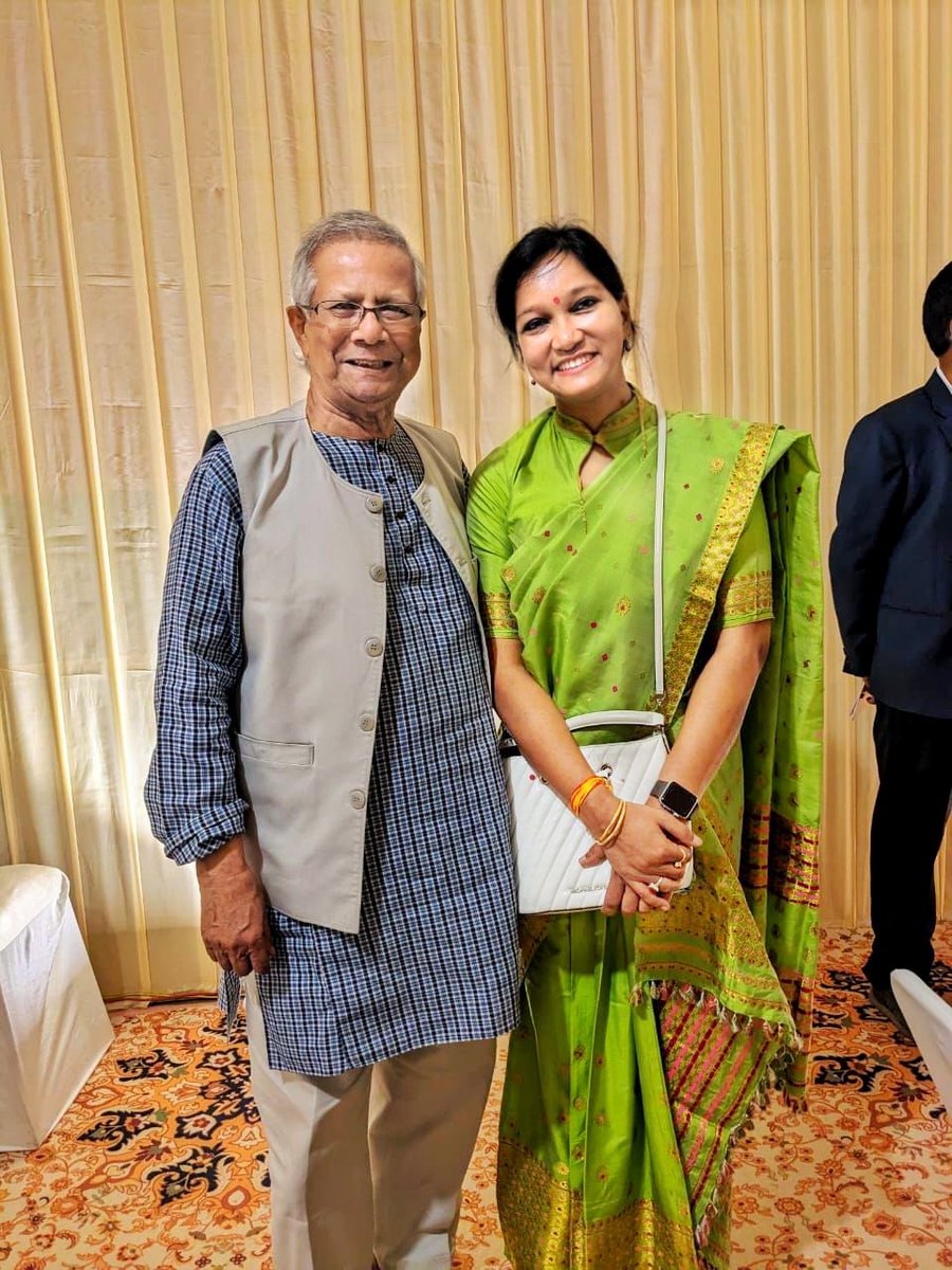 varnalideka's tweet image. 2/2 celebrities, dignitaries from across the world, lighter moments with colleagues &amp;amp; friends, great sessions, great learning and flawless hospitality. Happy to be a part of. Really an amazing visionary effort by the Organisers. This will remain exemplary. 

#BIKF