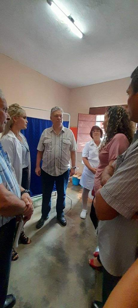 Candidatos a Diputados a la ANPP por #Alquizar  recorren centros de interés e intercambian con el pueblo se visita Panadería  La Victoria, Hogar Materno, Hogar de Ancianos y Policlinico Gabriel Cubría-#Artemisa Unidos todos  #MejorEsPosible #YoVotoXTodos <a href="/AlejandroGilF/">Alejandro Gil Fernández</a>