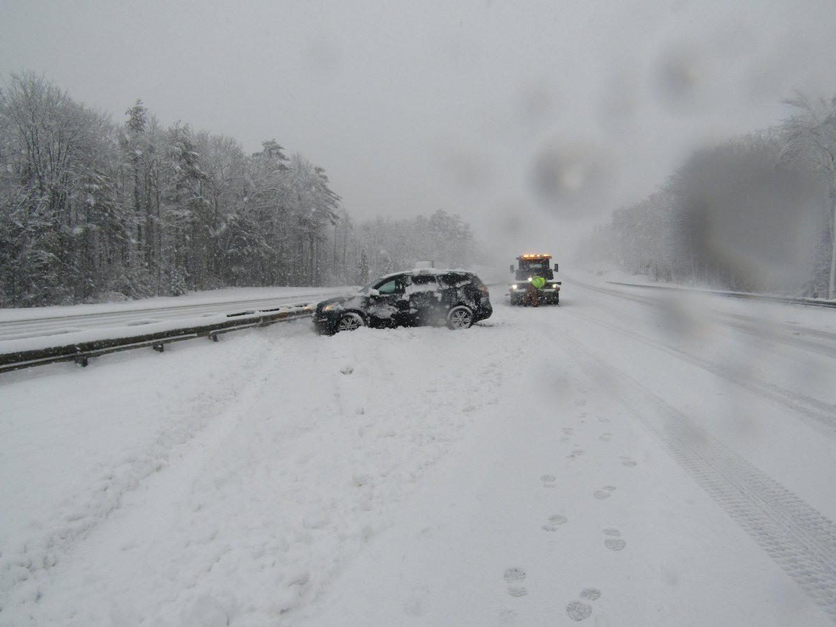 Maine State Police on Twitter "Minor crash at MM 23 SB in Kennebunk