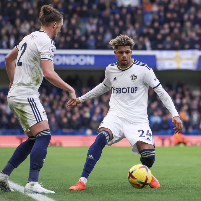 LeedsPeru's tweet photo. Chelsea 1X0 Leeds United Derrota ante el peor Chelsea de la historia . Partido que jugamos horrible , DESASTRE ROTUNDO Y NO ESTAMOS EN ZONA DE DESCENSO POR UN GOL DEL ARSENAL 😪😪 https://t.co/3sYWhocjI7