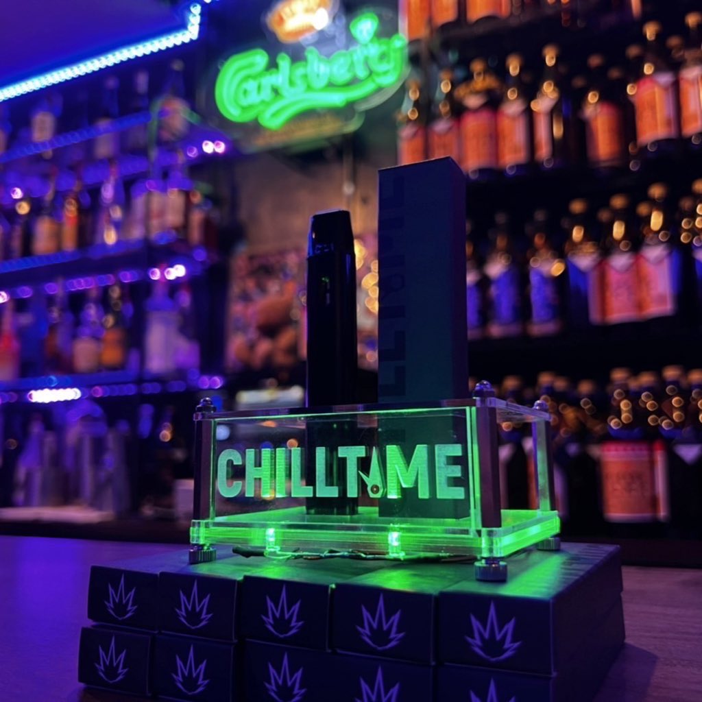 chilltime_shop's tweet photo. 🍯当選5名‼️ゲリラプレゼント企画🍯

もっと皆様にCHILLTIMEを体験していただきたいので🙇‍♂️

- このアカウントをフォロー
- このツイートをRT

で抽選で5名様にCHILLTIME(THCO+HHCO配合 濃度70% VAPE)をプレゼント致します！

【応募期間】3月10日24時〆切
#THCO #HHCO #プレゼント企画 https://t.co/6OdxugO7UA