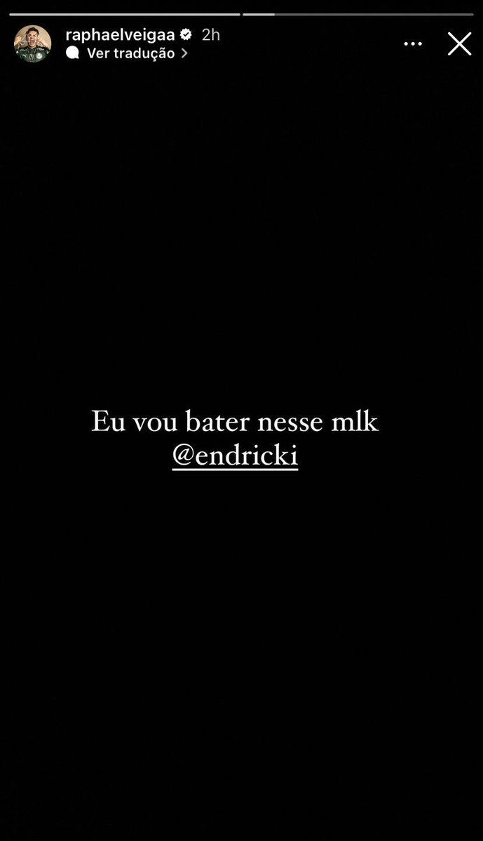 Endrick invadiu o Instagram de Raphael Veiga e postou uma sequência de fotos com a música de Luan Santana. A irmã do cantor é ex-namorada do meia.