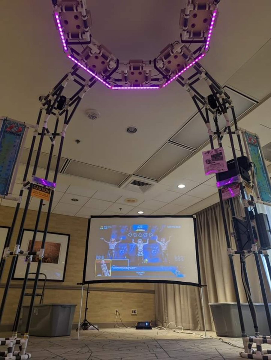 EKSDParaPara's tweet image. @FurryFiesta is only 2 weeks away! Hop on your paws, make tracks, and come shake your tail to the driving beats of eurobeat, trance, and hyper techno!

Experience ParaMania, powered by @projectoutfox, at the convention and show off your best dance moves! Can you feel the beat?