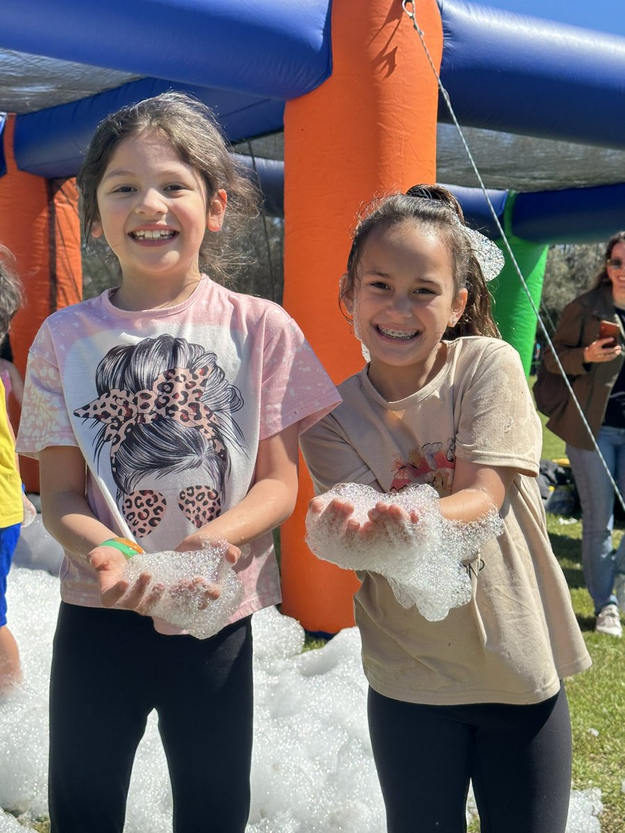 magdalenajistel's tweet image. Our @Cypress_Cheetahs had the best day! We met our campus goal and our kids a blast! #AdventureDash #1LISD #CYPRoadTrip