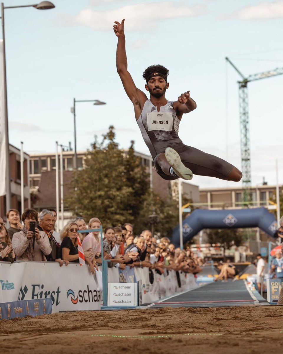 athelete @AldrinJeswin From #thoothukudi breaks the 🇮🇳 long jump record with a leap of 8.42m!!

#nellai #tirunelveli