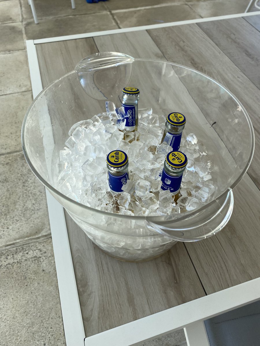 hipleafsfan's tweet photo. Poolside vibes for one more day. #mtirvinebeach #tabago https://t.co/Q3XMeRfc1Y