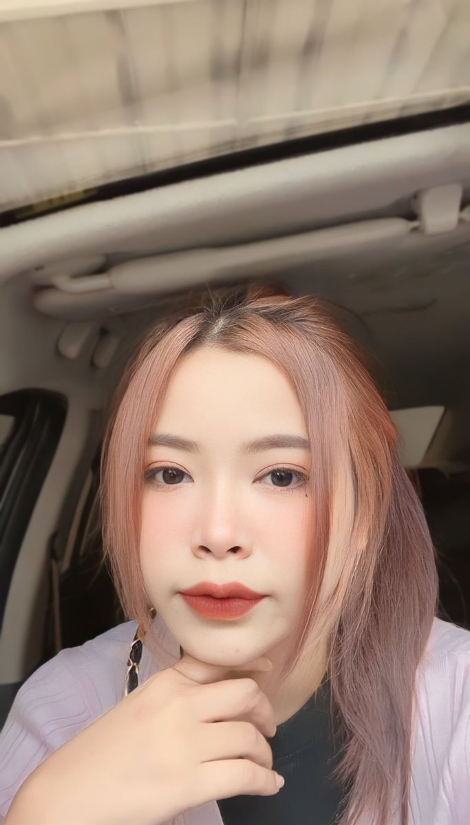 Fern010240's tweet photo. ไม่อยากน่ารักกับใคร แต่อยากน่ารักกับคุณ https://t.co/UFc6AB6k7u