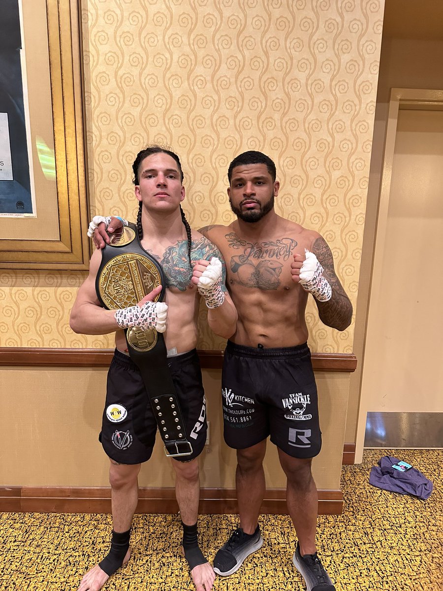 Congratulations to Max and Devin on their flawless victories tonight at <a href="/OhioCombatL/">OhioCombatLeague</a> 24! @ronintrainingcenter <a href="/DBTrained/">DBTrained</a>  <a href="/djatvt/">DJ Bruce</a>