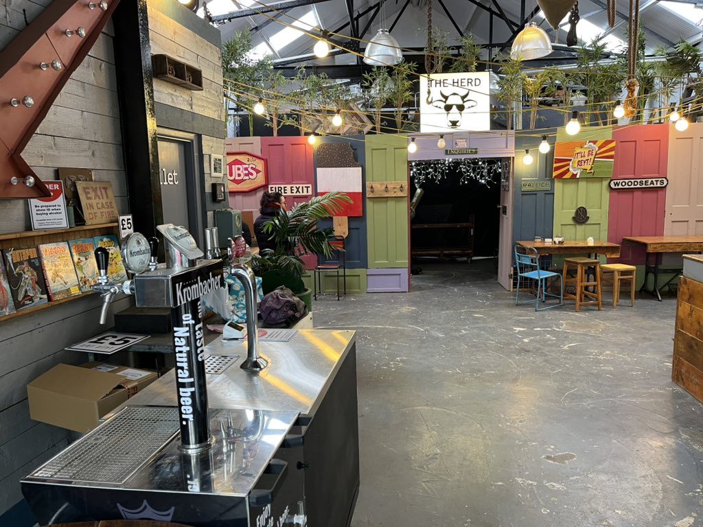 1MattStout's tweet photo. All set at the Herd in Woodseats for Woodseats Live with @krombacherUK available on draught https://t.co/jYB69Ko9KP