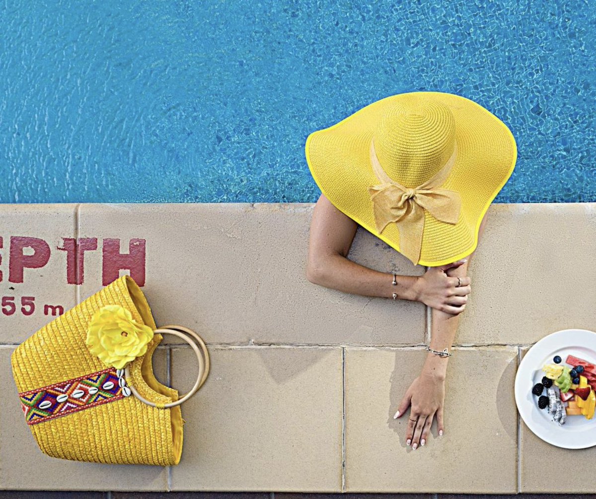 candyandlola1's tweet photo. Beach mode on ⛱
By @ranadabbous 
#playa #art #happy #beauty #ig #follow #wanderlust #adventure #paradise #life #fun #praia #island #lifestyle #sunrise #water #explore #blue #clouds #summervibes #surfing #bikini #instadaily #smile #model #friends #candyandlola https://t.co/i6m8DjcIad