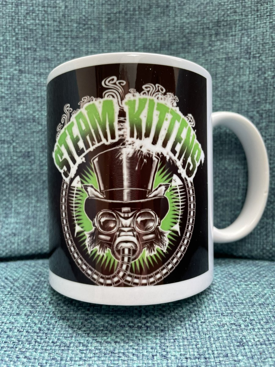 _timwiddowson's tweet photo. Meanwhile in unexpected workplace giftage news β¦My coffee will taste a lot harder now. Cheers @CRAZYDIAMONDROX & #SteamKittens #IlsonsFinest π€βοΈ https://t.co/I1C4BIofew
