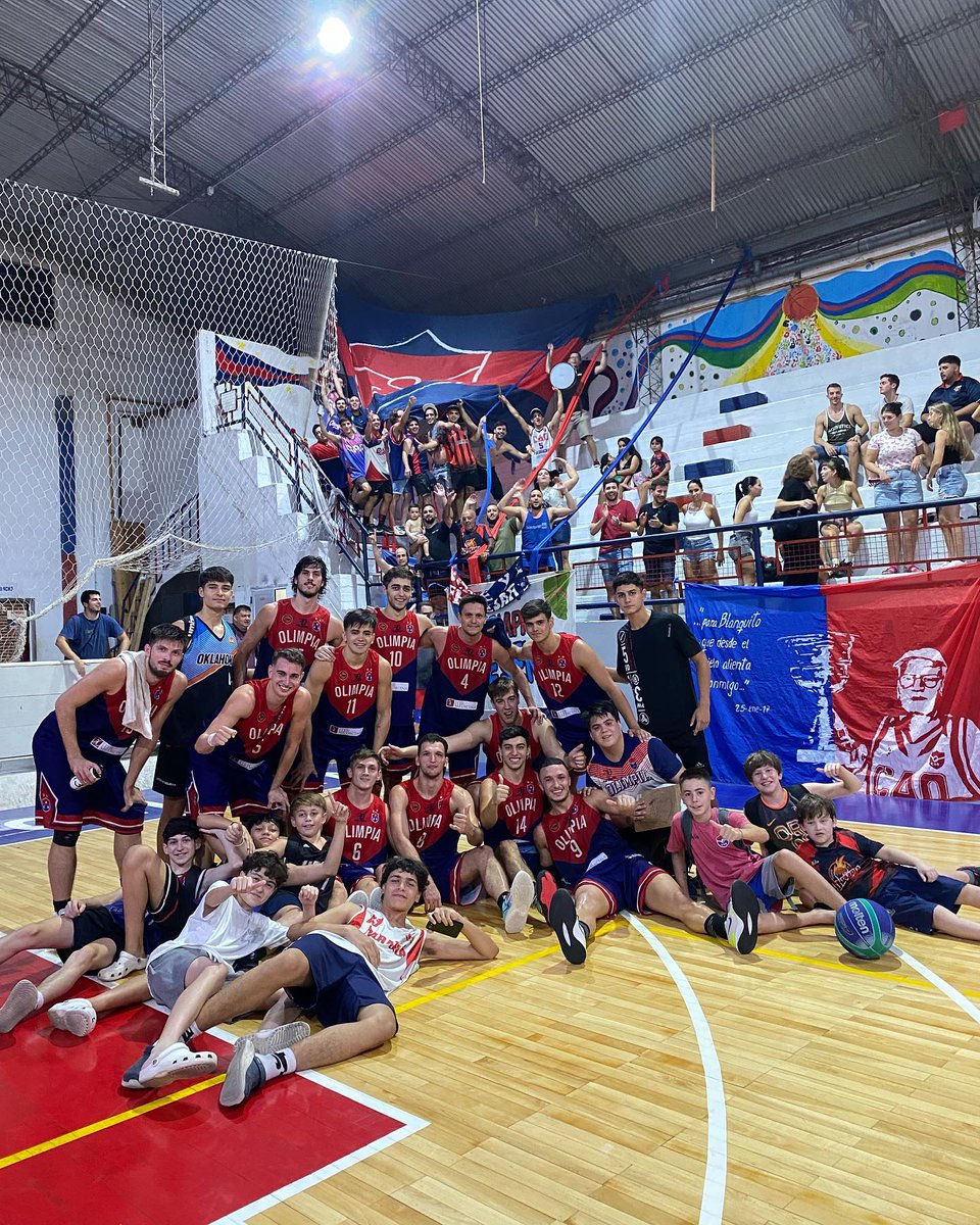 ➡️🟥🟦Cortó rachas en Paraná.

👉 <a href="/OlimpiaParana/">Club Atlético Olimpia</a> volvió a la victoria luego de tres derrotas consecutivas y dejó sin invicto a Provincial 🚩.

📝argentina.basketball/liga-federal/n…