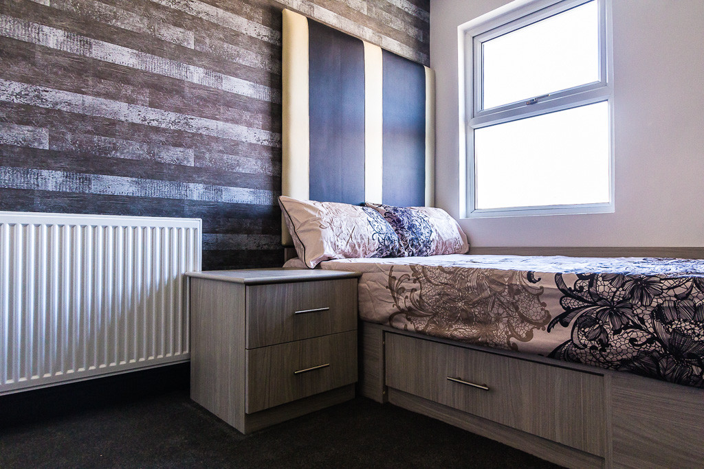 63 Brudenell Road, flat 5 is the perfect set up for a group of seven friends looking to be in the heart of all the fun Hyde Park can offer. Secure a viewing ASAP by calling 0113 230 4949 or email ls6@parklaneproperties.com! 🏡

#ParklaneProperties #HydePark #Leeds #studenthouse