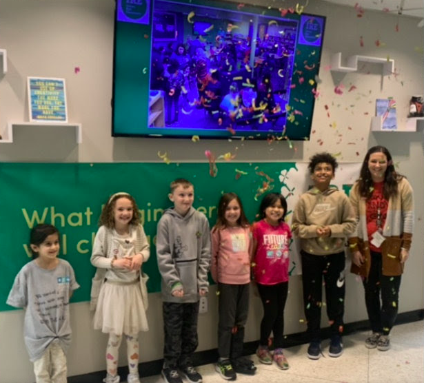 ireDCSD's tweet photo. 🚨🚨WORLD CHANGER ALERT🚨🚨 What a great bunch of students and a fabulous teacher @IRE_MiLo_
We ARE Better Together☘️💚 https://t.co/kMvjNV9Wgy