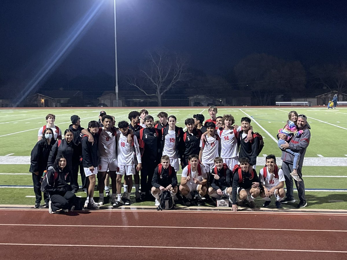 CHBSoccer's tweet image. Great win 2-1 last night to pick up three points against a great Richland team that never gives up.  We are looking forward to a big one vs. Lake Dallas Tuesday.  @CHPantherPride @chhspanthers @GCISD_Athletics @LWarrenCottle