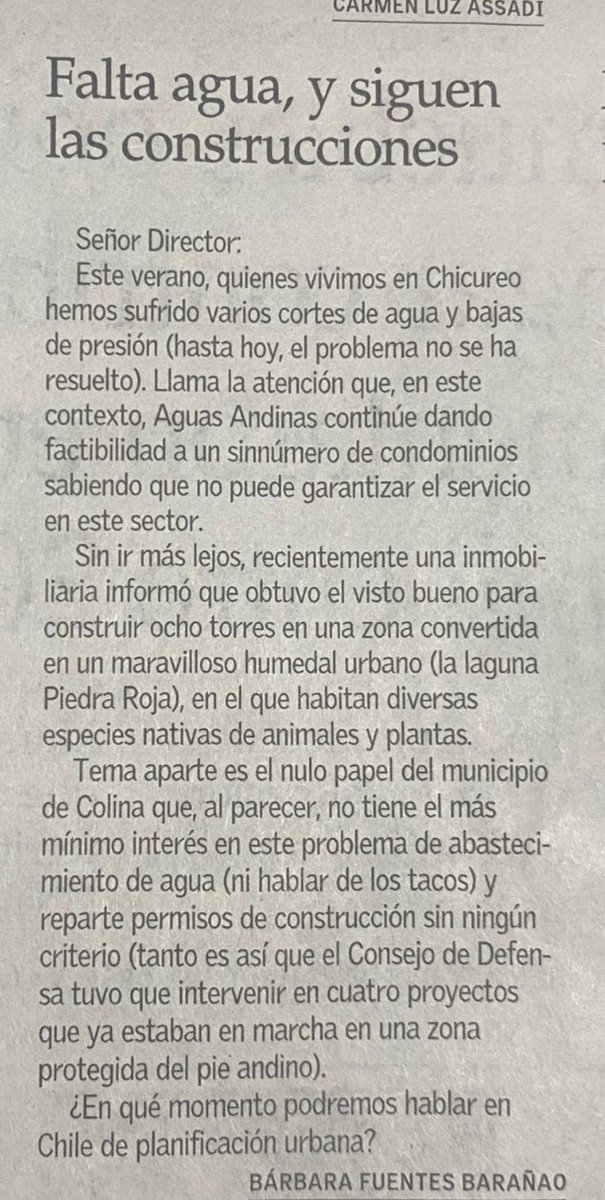 EcoCityCL's tweet photo. Vecina de Chicureo reclama por falta de agua en área urbana, siendo que se dan permisos para construcciones en áreas protegidas, se permiten más edificaciones densas (edificios) y la zona está saturada de tacos (ausencia de transporte colectivo, no hay opción). https://t.co/nats1sxfZx