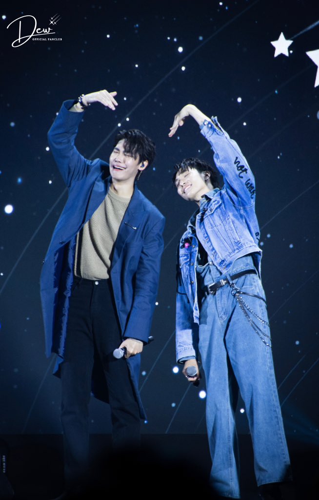 Dewjsu_club's tweet photo. เจ้าสำนักกกกกกกก 
ใจเย็นก๊อนนน 🤣🤣🤣

#ShootingStarinVietnam
#dew_jsu https://t.co/9GO1Cp8fW4