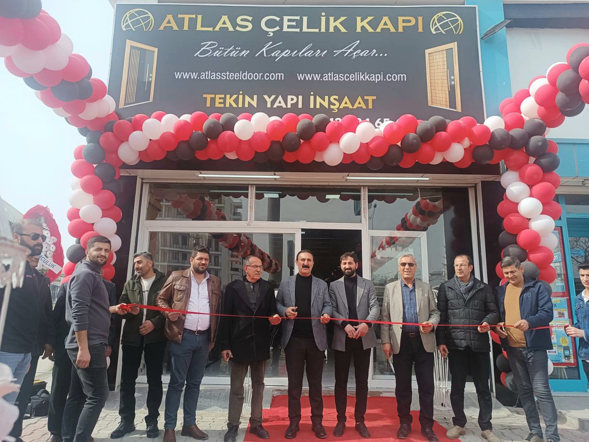 vanticborsa's tweet photo. Yönetim Kurulu Başkanımız Nayif Süer ve Başkan Yardımcımız Muzaffer Bilen, Sn. Sinan Tekin tarafından kurulan "Atlas Çelik Kapı" iş yerinin açılışını gerçekleştirip, "hayırlı olsun" temennisinde  bulundu.
@Nayifsuer 
@Muzafferbilennn https://t.co/Ok0buQk4JJ
