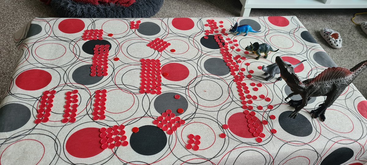 We started yo play bingo, and at some point everything escalated and we ended up recreating the battle of Zama. #imagination #games