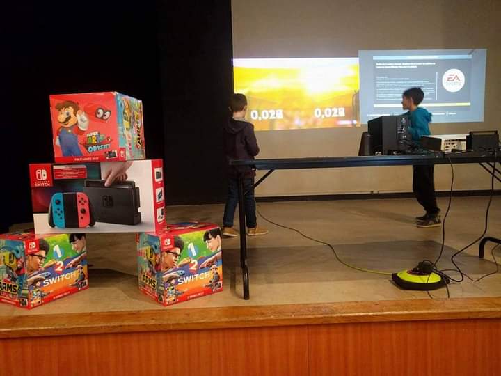 normangeekasso's tweet photo. Il y a 6 ans normangeek organisait sa première manifestation 
La @GruchetGeek  1ere édition. 
Le début d'une belle aventure 
On n'aurait jamais cru qu'on irait jusqu'à 8 000 visiteurs sur les éditions d'après 😊 https://t.co/pgBdPcOmBD